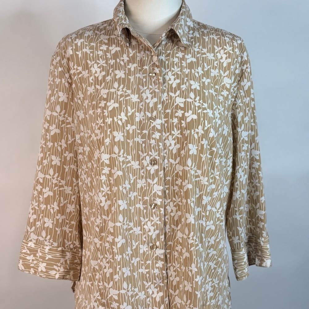 Covington Beige and White Floral Shirt